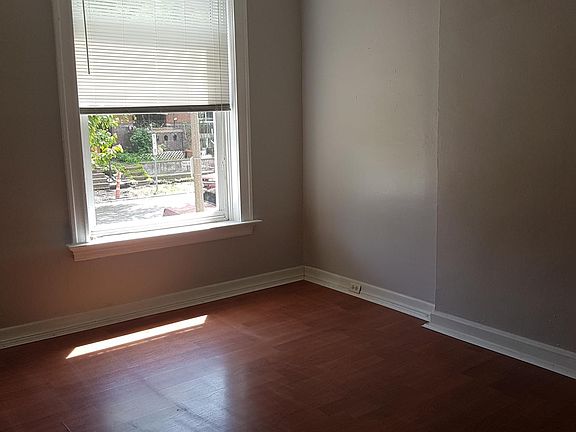 3rd image of 4159 Botanical Ave #4161