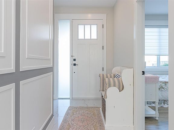 4th image of 261 Dunbar Way