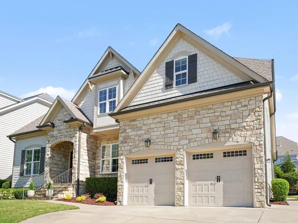 2721 Belmont View Loop, Cary, NC 27519