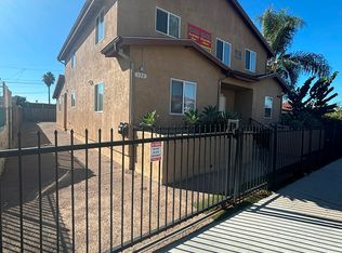 132 W 64th St, Los Angeles, CA 90003
