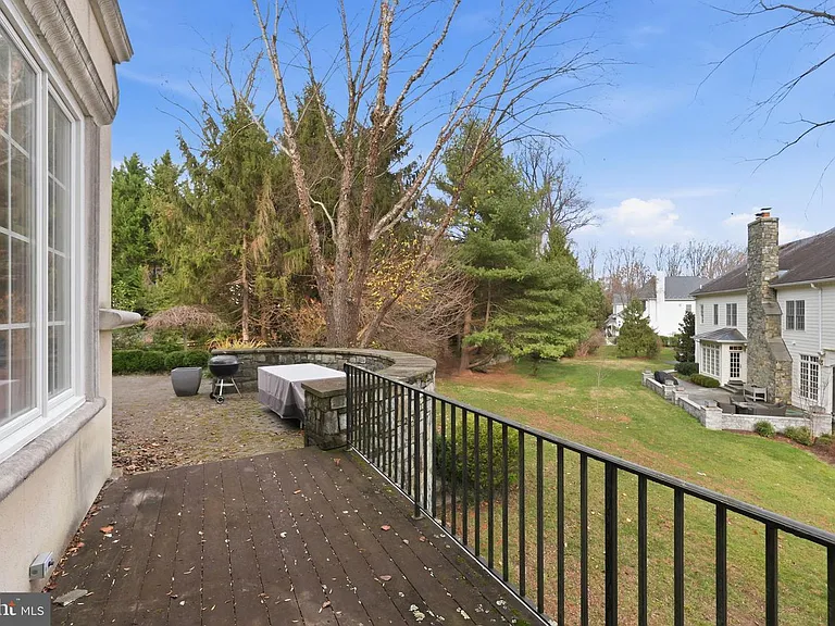 Serene backyard retreat awaits you.