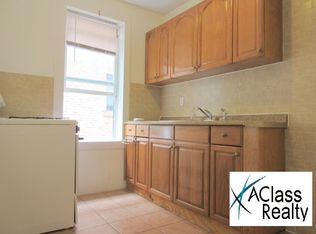 2163 27th St APT A4, Astoria, NY 11105