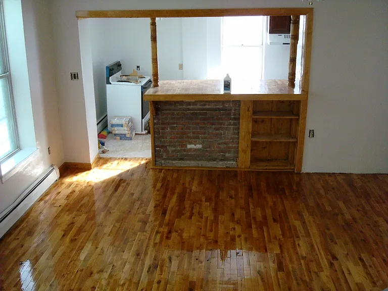 120 Cottage St #3 — Photo 3