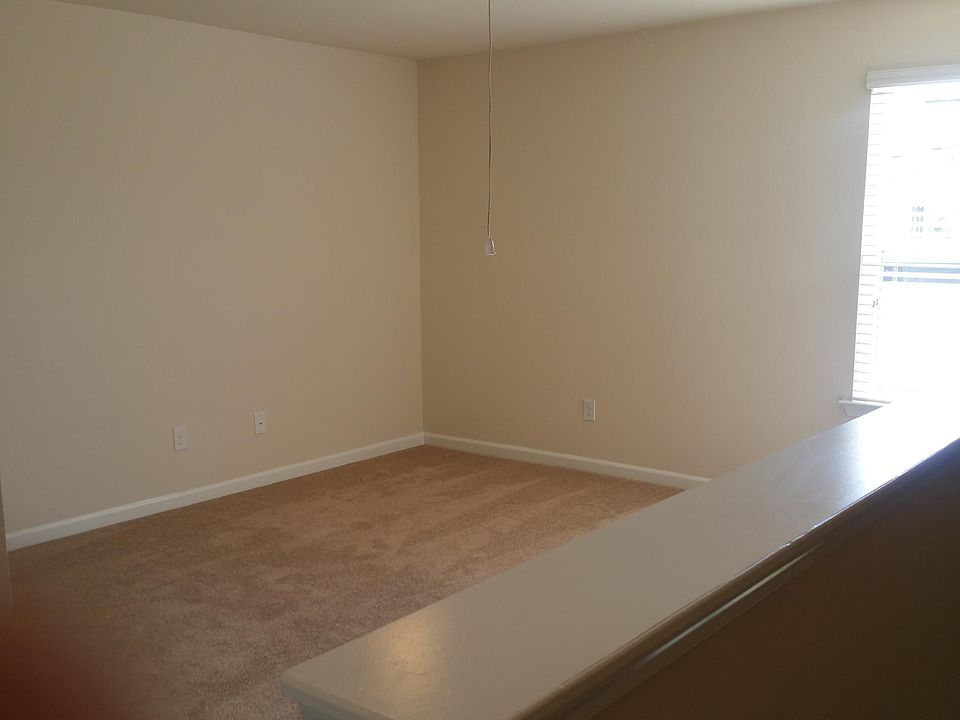 1st image of 105 Westcott St
