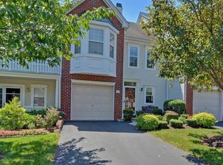 40 Charles Ct, Ocean, NJ