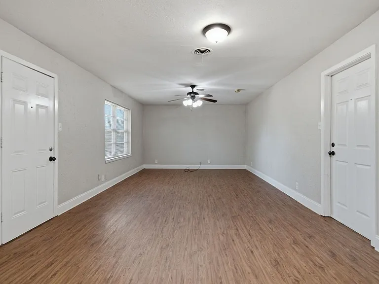 6500 Callahan Ct — Photo 7