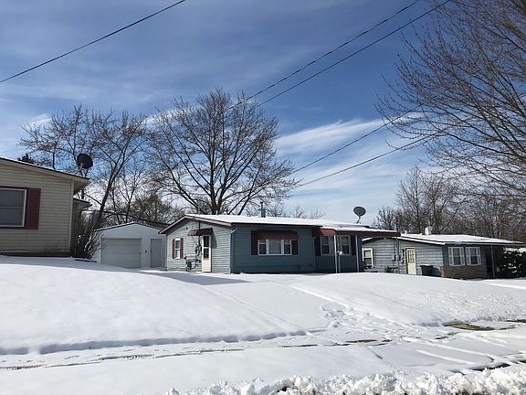 2nd image of 423 Illinois Ave