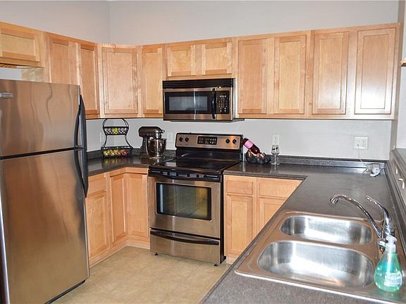 2nd image of 1305 SE University Ave Unit 204