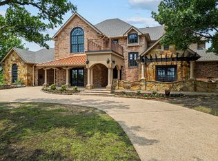 116 Woodland Hills Dr, Aledo, TX 76008