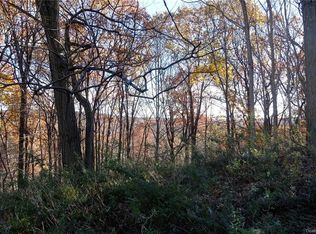 29 S Ridge Rd, Pomona, NY 10970