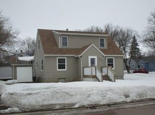 1013 5th Ave, Mountain Lake, MN 56159