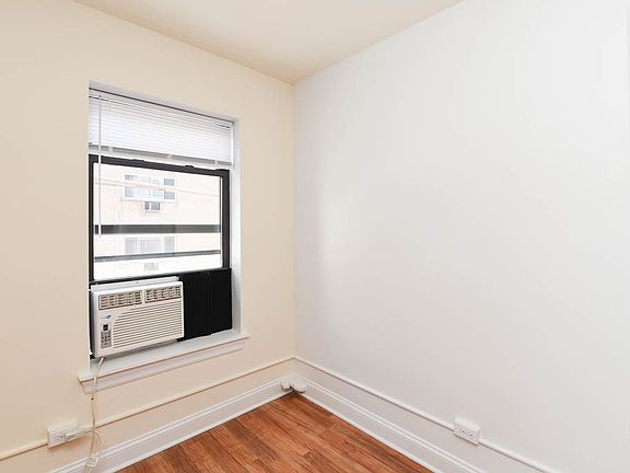 4th image of 5417 N Kenmore Ave #214