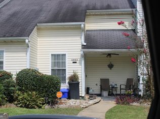 5902 Trent Walk Dr, Lithonia, GA 30038