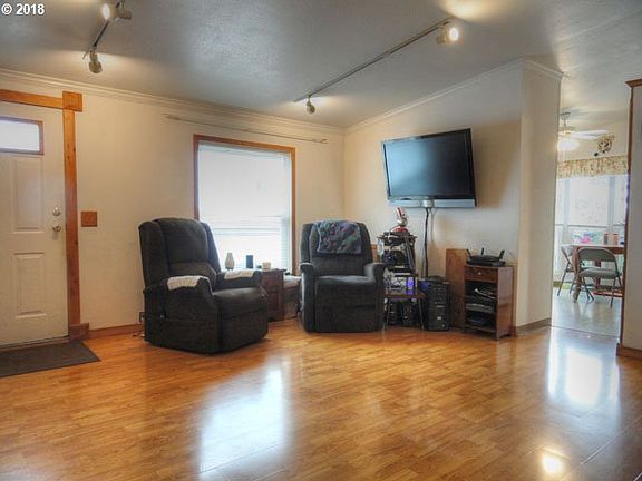 5th image of 10865 NW 311th Ave