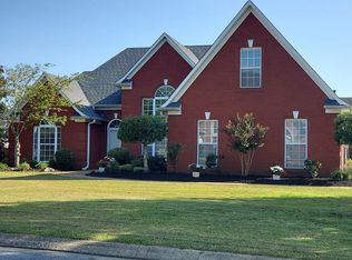 10 Barrymore Cv, Jackson, TN 38305