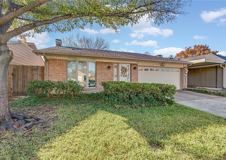 1st image of 2204 Benbrook Dr