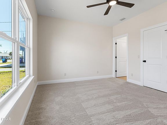5th image of 225 W 13th St