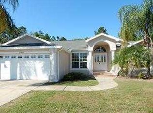 23827 Pow Wow Dr, Lutz, FL 33559