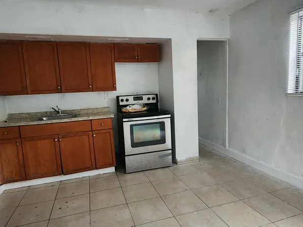 725 N East St #1, Lake Worth, FL 33460