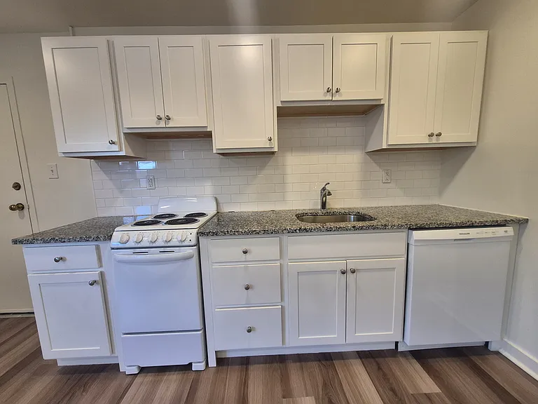 Shadyside Apartments — Photo 64