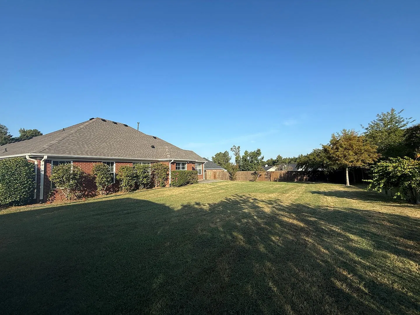 3 BR/2BA Home w/ Formal Dining Room, 2-Car Garage, Fenced Backyard, & Shed — Photo 3