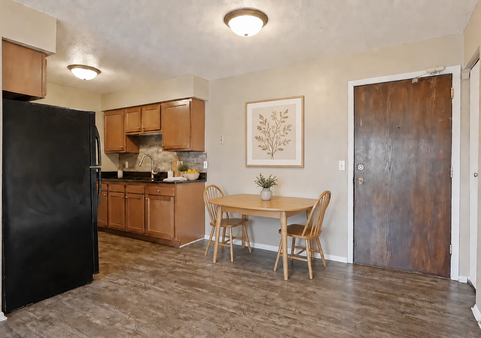207 Maple Street — Photo 3