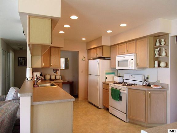 5th image of 14010 Grandpoint Cir