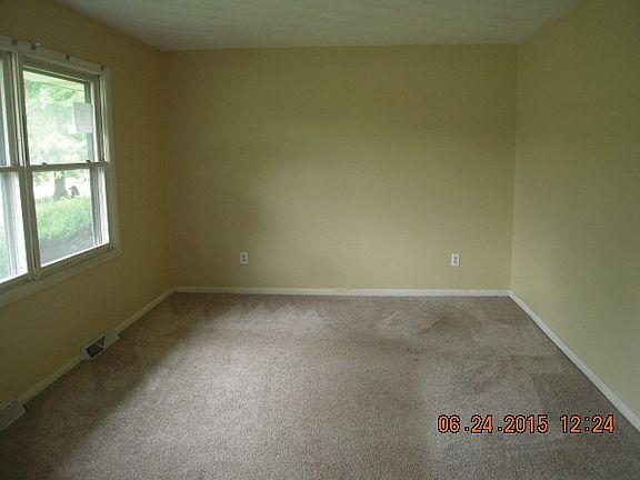 5th image of 54738 Country Manor Pl