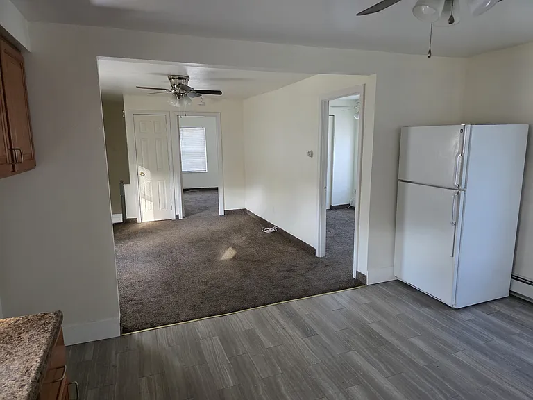 75-77 Chestnut St #75 — Photo 3