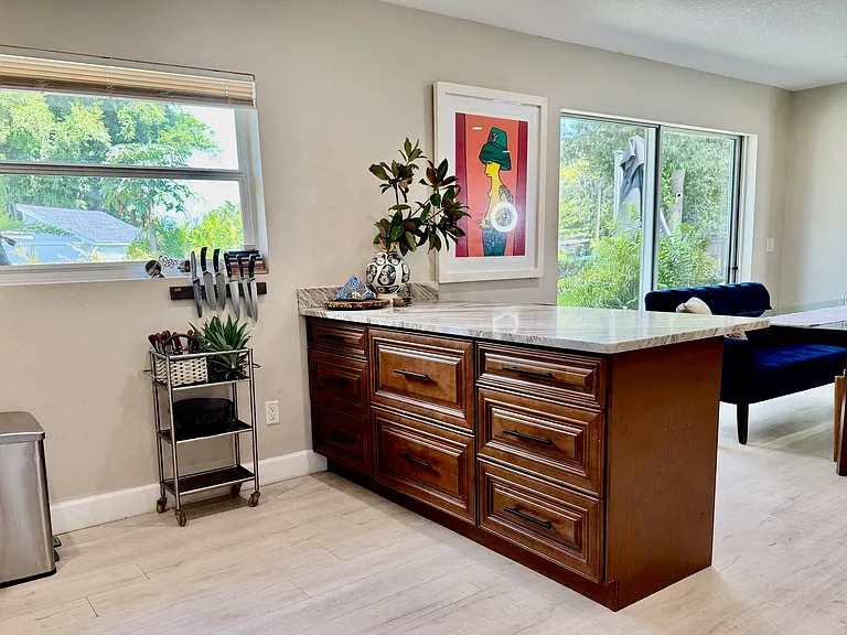 Barker Dr — Photo 11