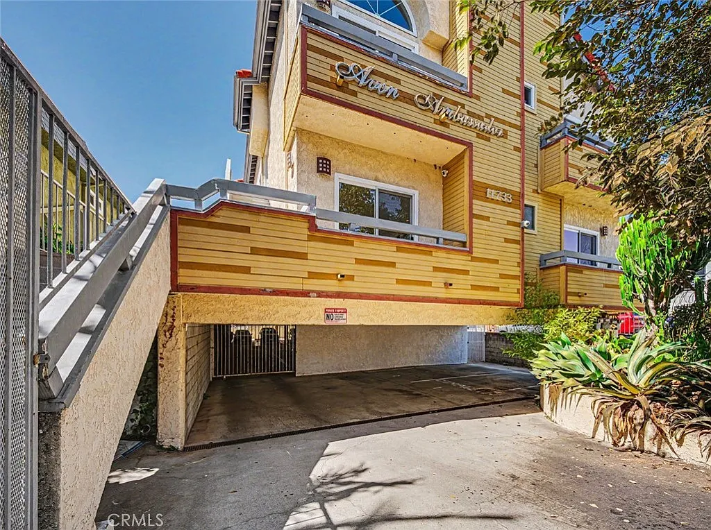 11733 Avon Way — Photo 1