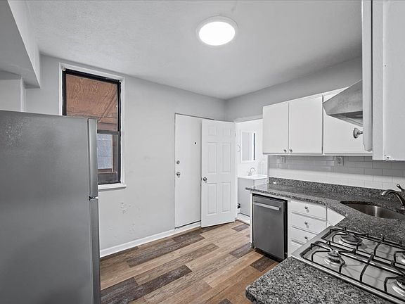 2nd image of 328 S Mathilda St APT 6