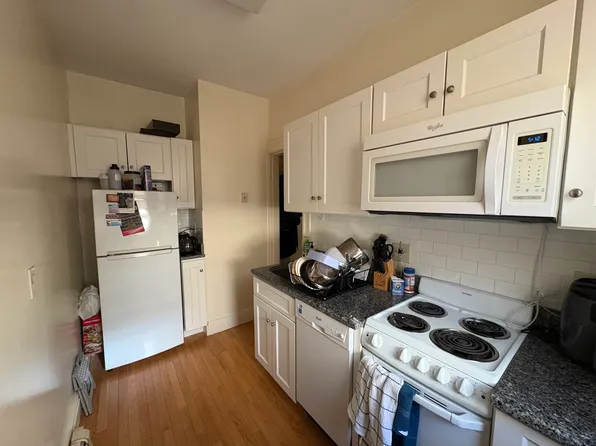 1673 Commonwealth Ave, Brighton, MA