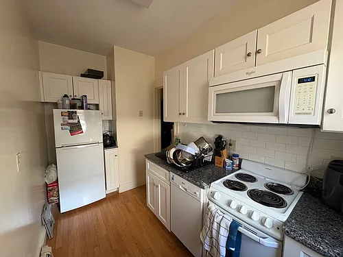 1673 Commonwealth Ave Photo 1