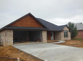 3525 Overland Dr, Durant, OK 74701