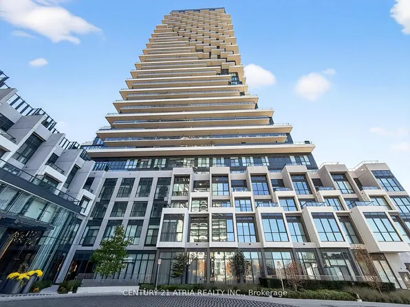 30 Inn On The Park Dr #802, Toronto, ON M3C 0P8