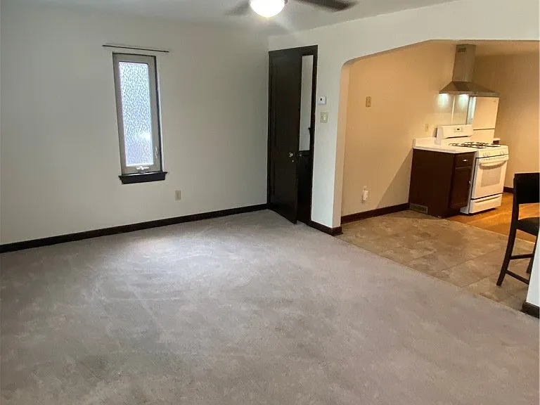 91 N Starr Ave #2 — Photo 8