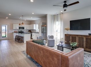 4196 Gambrel Oaks St, Blountville, TN 37617