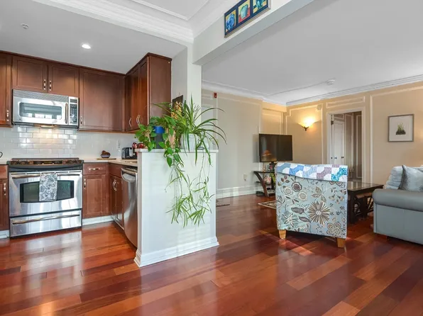 20 Chapel St APT B504, Brookline, MA 02446
