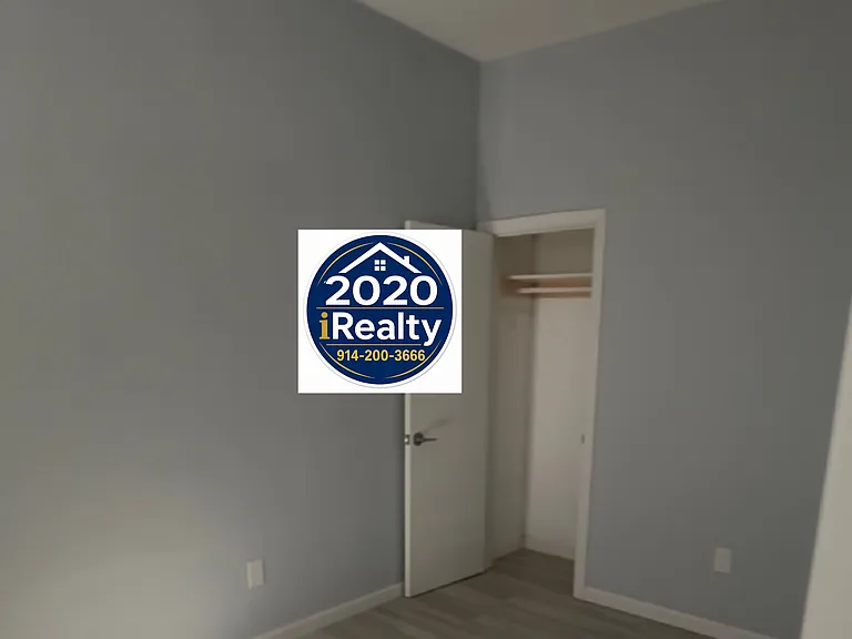 33 Saint Josephs Ave #1 — Photo 3