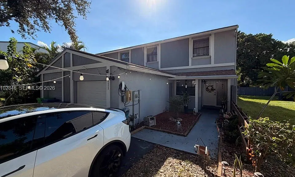 4111 NW 79th Ave