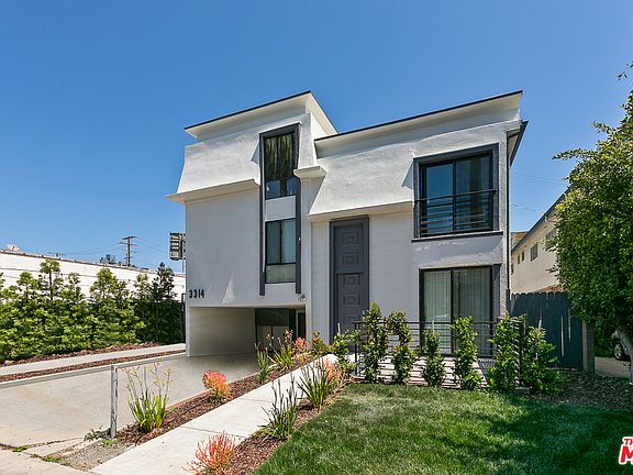 3rd image of 3314 S Mentone Ave #5