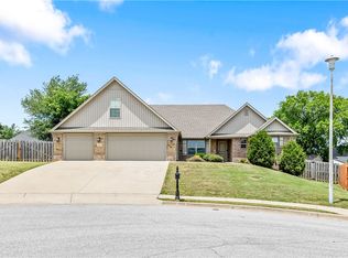 500 Lancaster Rd, Centerton, AR 72719