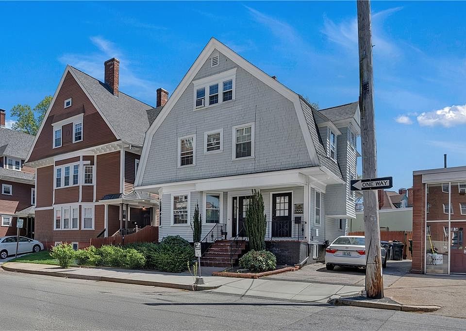 1st image of 511 Angell St