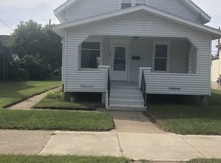 207 N 18th St, Escanaba, MI 49829
