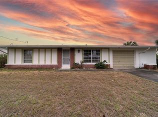 18305 Hottelet Cir, Pt Charlotte, FL 33948