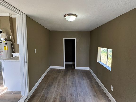 5th image of 306 Brooks St