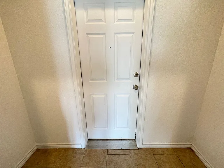 206 Ariana Ct — Photo 20