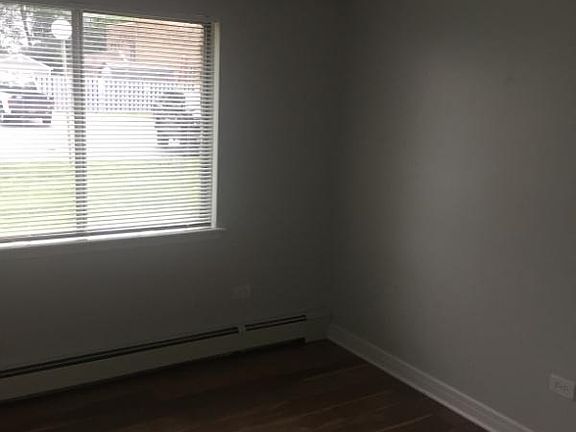 3rd image of 876 Cider Ln APT 103