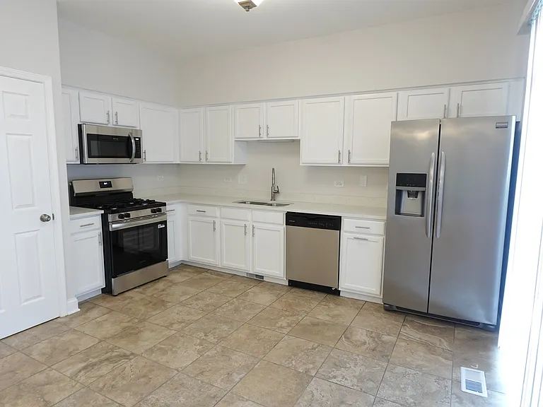 310 Waubonsee Dr — Photo 17